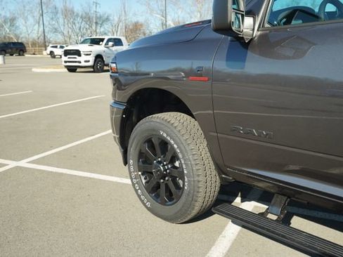 New 2026 RAM 2500 Laramie AWD/4WD image 38