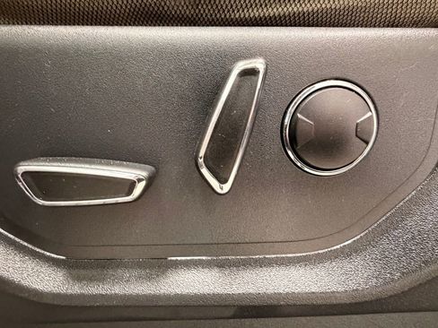 Used 2015 Ford F150 XLT w/ Equipment Group 302A Luxury image 26