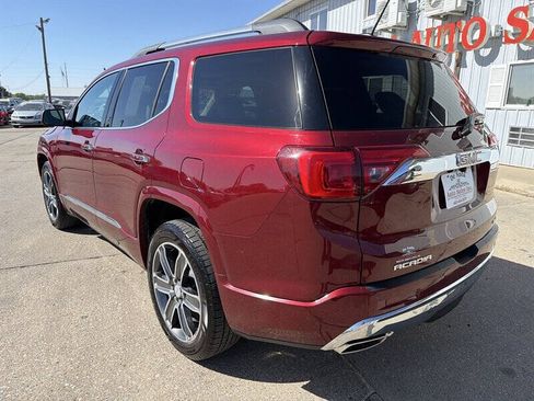 Used 2017 GMC Acadia Denali w/ Technology Package AWD/4WD image 4
