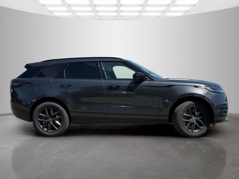Used 2026 Land Rover Range Rover Velar Dynamic SE AWD/4WD image 4