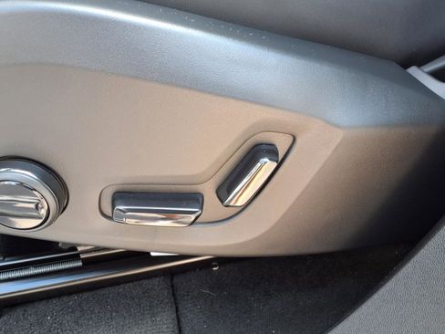 New 2026 Volvo XC90 B5 Core image 13