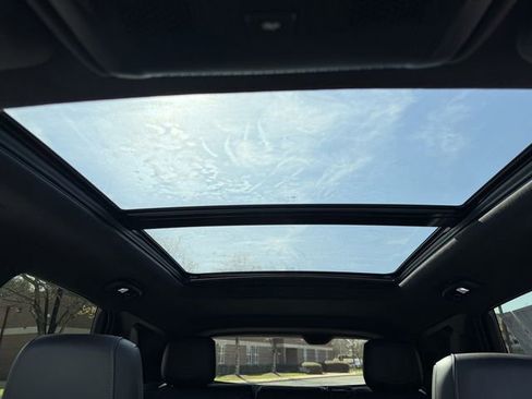 Used 2022 Cadillac XT5 Premium Luxury w/ Platinum Package image 27