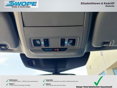 Used 2023 Ford Explorer XLT w/ Equipment Group 202A AWD/4WD image 26