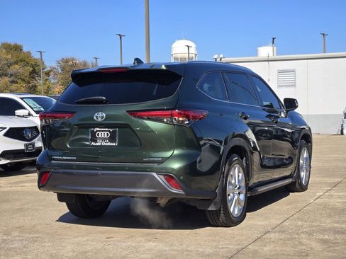 Used 2023 Toyota Highlander Limited image 6