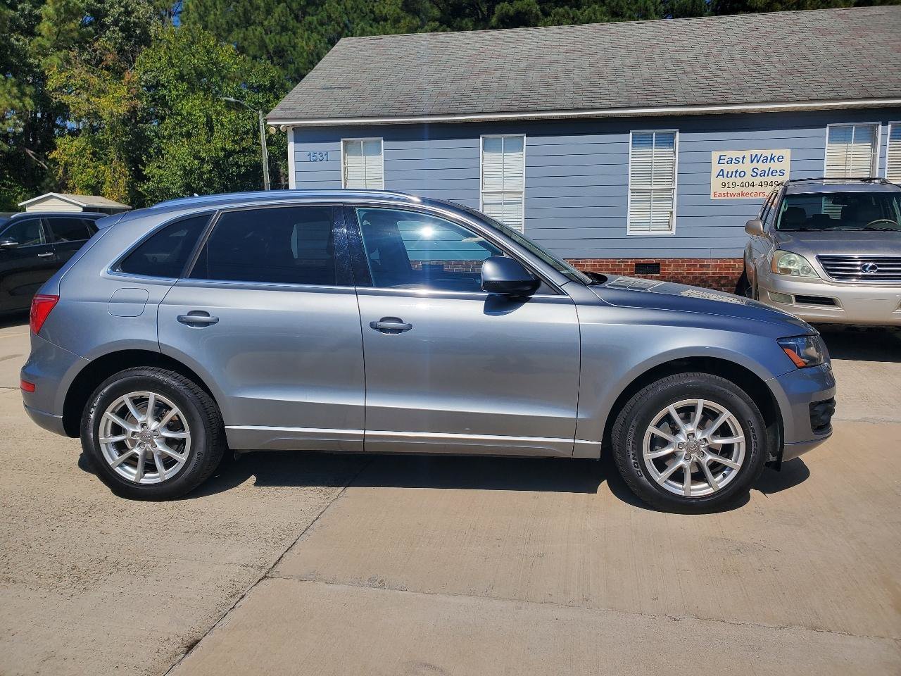 Used 2011 Audi Q5 2.0T Premium Plus AWD/4WD image 4