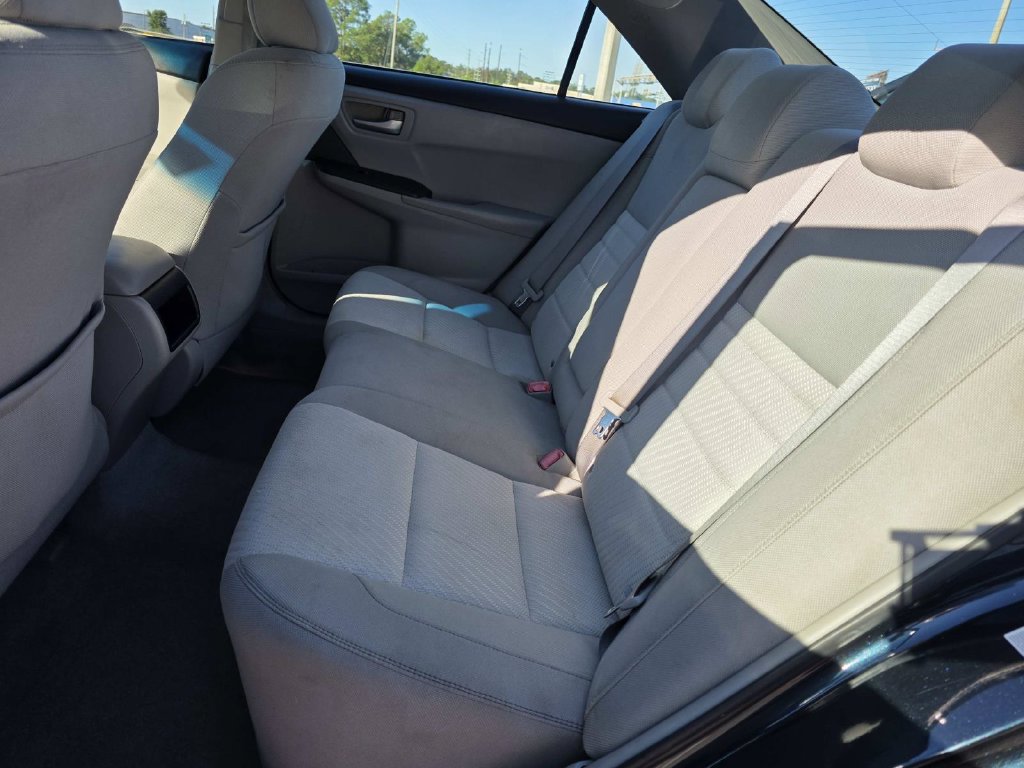 Used 2016 Toyota Camry LE FWD image 8