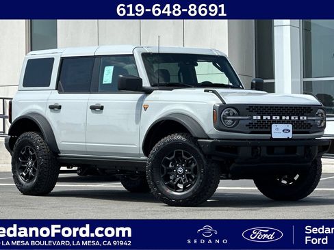 New 2026 Ford Bronco Badlands AWD/4WD image 1