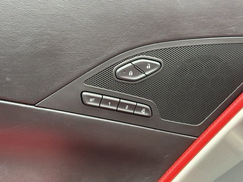 Used 2015 Chevrolet Corvette Stingray Z51 w/ 3LT Preferred Equipment Group image 20