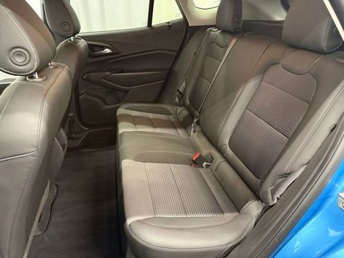 Used 2025 Chevrolet Trax LT w/ Driver Confidence Package image 21