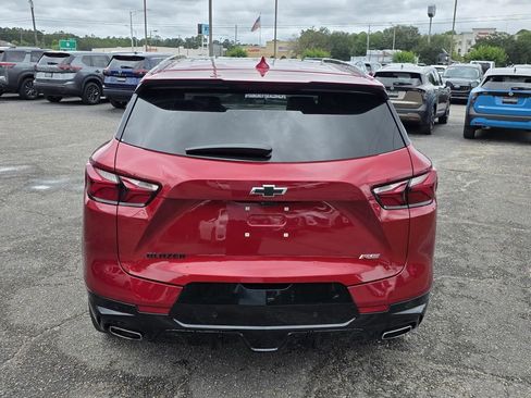 Used 2021 Chevrolet Blazer RS w/ Enhanced Convenience Package FWD image 4
