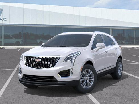 New 2025 Cadillac XT5 Luxury w/ LPO, Floor Liner Package AWD/4WD image 7