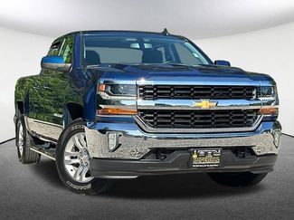 Used 2017 Chevrolet Silverado 1500 LT w/ All Star Edition AWD/4WD video 2
