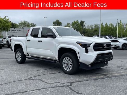 Used 2025 Toyota Tacoma SR AWD/4WD image 7