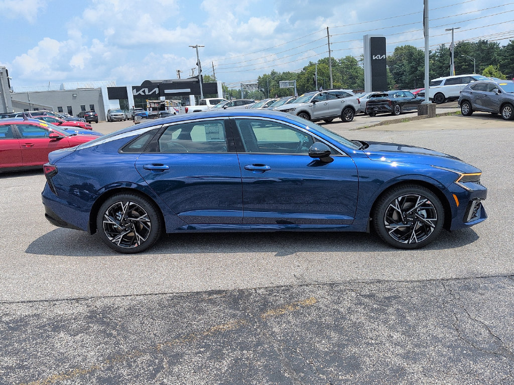 New 2026 Kia K5 GT-Line w/ GT-Line Premium Package FWD image 2