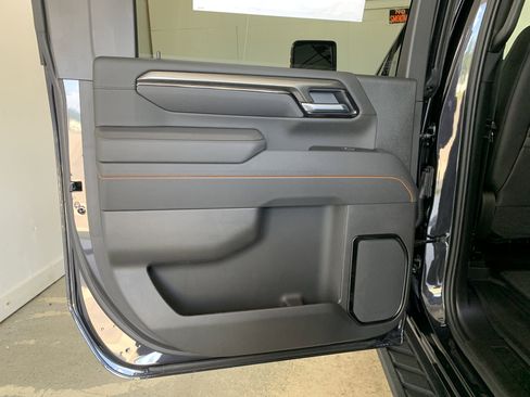 New 2025 GMC Sierra 2500 AT4 w/ AT4 Premium Plus Package image 50