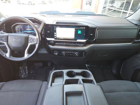 Used 2022 Chevrolet Silverado 1500 LT Trail Boss image 20