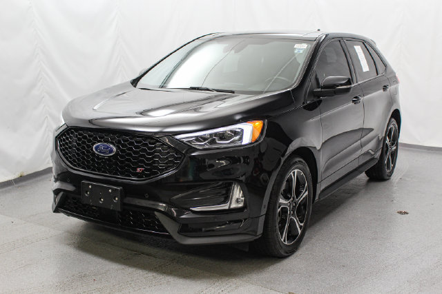 Certified 2022 Ford Edge ST w/ Equipment Group 401A AWD/4WD image 4