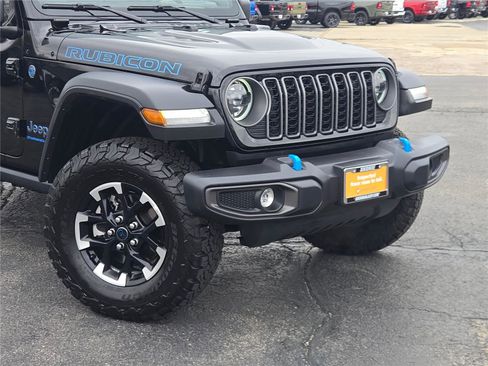 Certified 2025 Jeep Wrangler Unlimited Rubicon 4xe w/ Safety Group AWD/4WD image 2