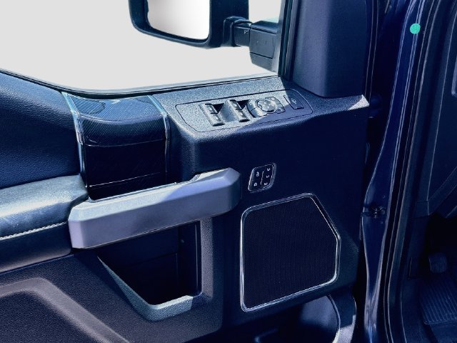 Used 2020 Ford F250 Platinum w/ FX4 Off-Road Package AWD/4WD image 15