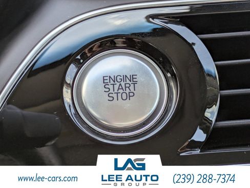 Used 2021 Genesis G70 2.0T RWD image 26