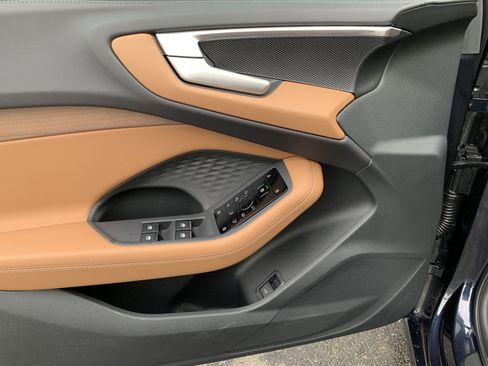 Used 2025 Audi A5 2.0T Premium w/ Convenience Package image 11