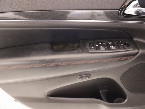 Used 2021 Jeep Grand Cherokee Trailhawk w/ Trailhawk Luxury Group image 17