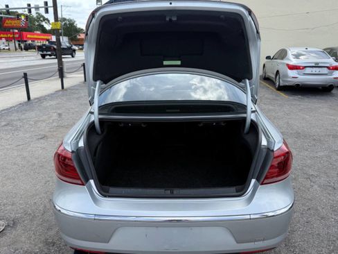 Used 2013 Volkswagen CC R-Line FWD image 10