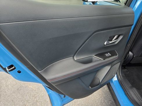 Used 2025 Nissan Kicks SR w/ SR Premium Package AWD/4WD image 39