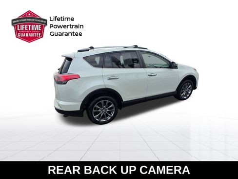 Used 2018 Toyota RAV4 Limited FWD image 8