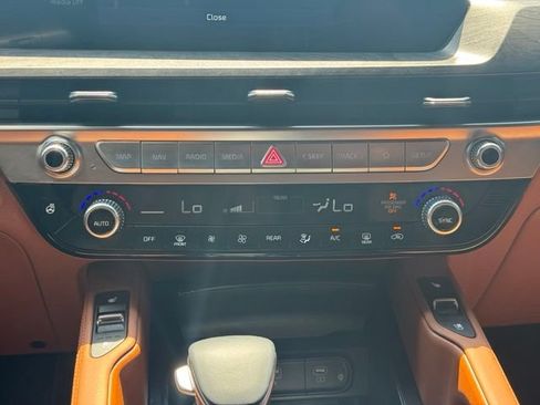 Used 2025 Kia Telluride EX X-Line AWD/4WD image 18
