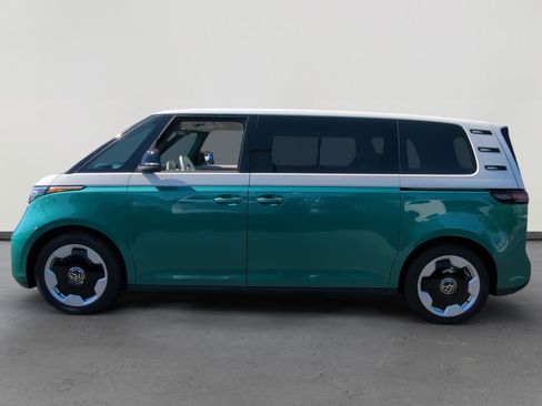 New 2025 Volkswagen ID. Buzz Pro S Plus image 2