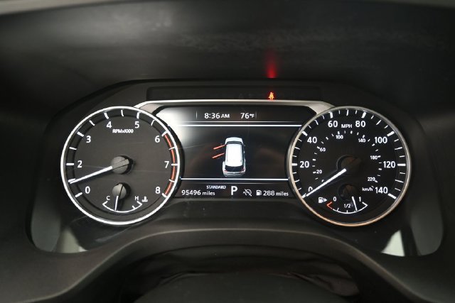 Used 2023 Nissan Rogue SL FWD image 9