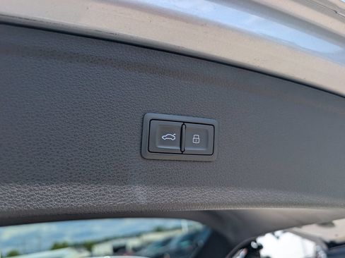 Used 2018 Audi Q5 2.0T Premium Plus AWD/4WD image 15