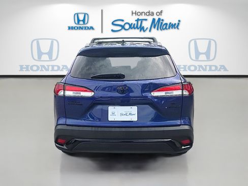 Used 2025 Toyota Corolla Cross AWD Hybrid image 6
