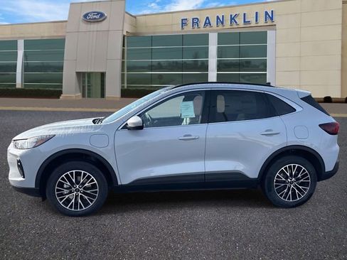 New 2026 Ford Escape SE image 4