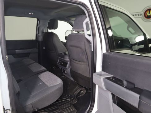 Used 2024 Ford F250 XLT w/ FX4 Off-Road Package AWD/4WD image 18