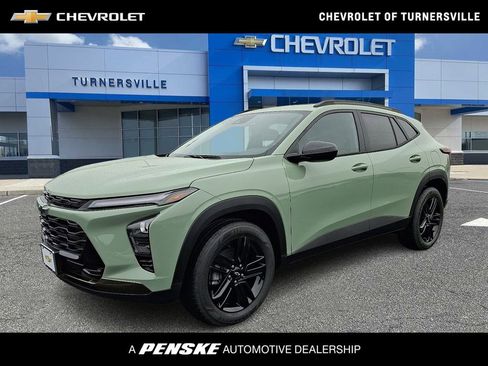 New 2026 Chevrolet Trax ACTIV image 1