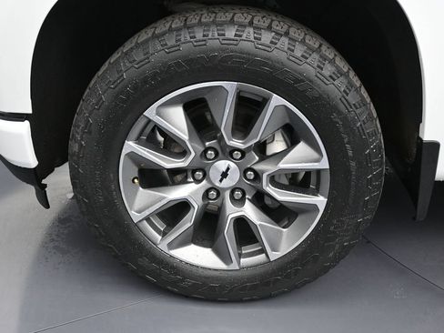 Used 2020 Chevrolet Silverado 1500 RST w/ All-Star Edition AWD/4WD image 10