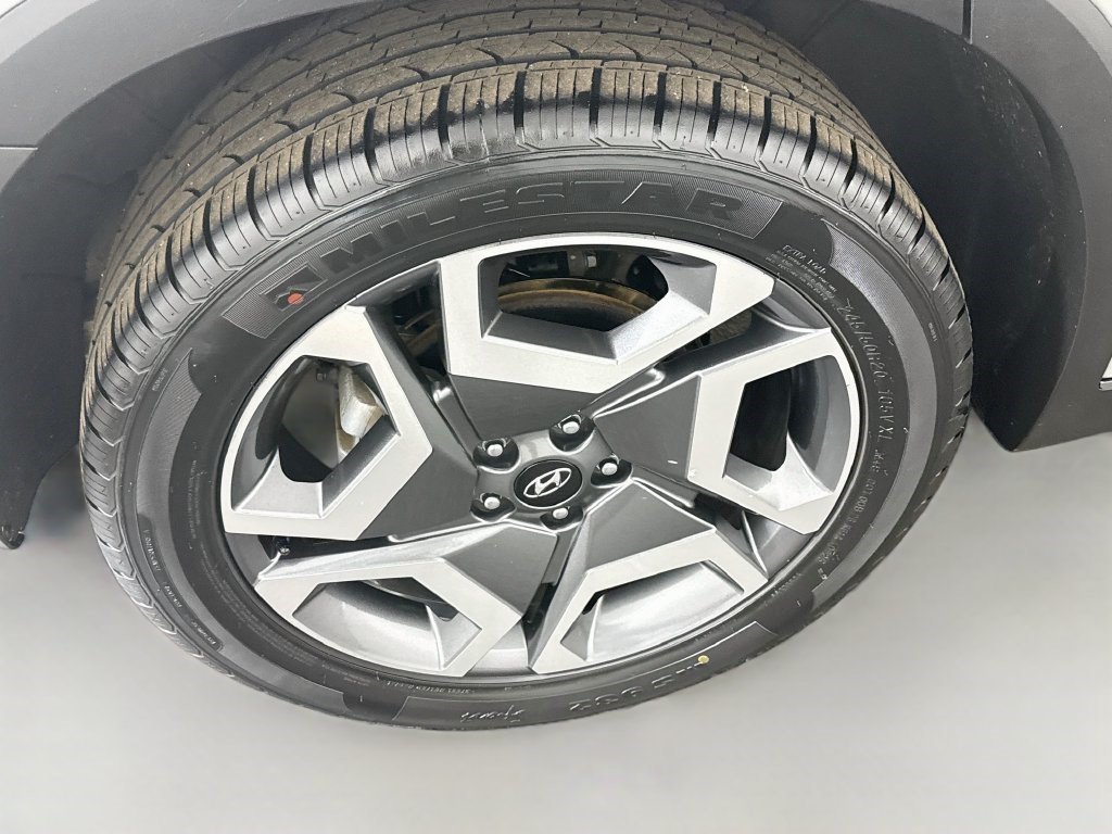 Used 2024 Hyundai Palisade Limited FWD image 32