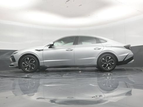 Used 2025 Hyundai Sonata SEL FWD image 55