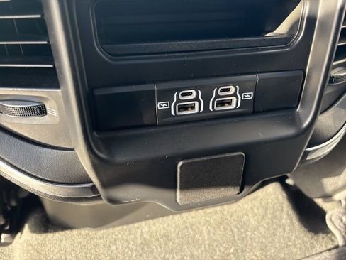 Used 2022 RAM 1500 Laramie w/ Sport Appearance Package image 17