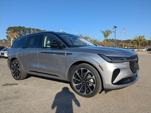 New 2026 Lincoln Nautilus Black Label image 3