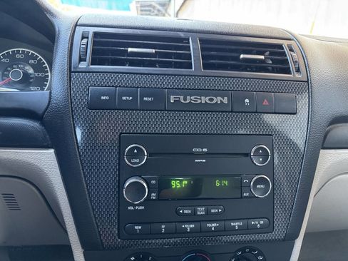 Used 2009 Ford Fusion SE image 17