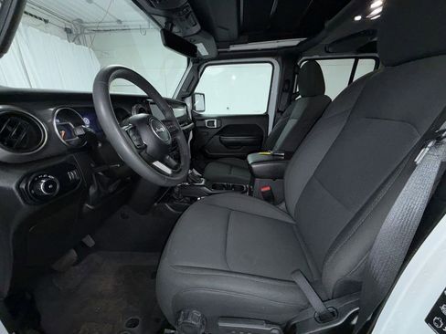 Used 2023 Jeep Wrangler Unlimited Sport w/ Sun And Sound Package AWD/4WD image 3