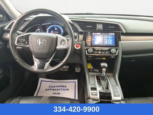 Used 2020 Honda Civic Touring image 9
