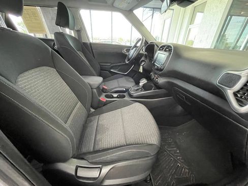 Used 2021 Kia Soul GT-Line FWD image 24