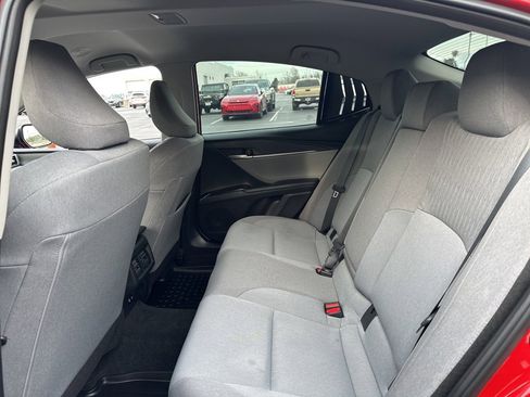 Certified 2025 Toyota Camry LE image 32