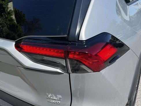 Certified 2025 Toyota RAV4 XLE AWD/4WD image 11