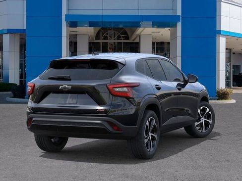 New 2026 Chevrolet Trax RS w/ Sunroof Package image 4