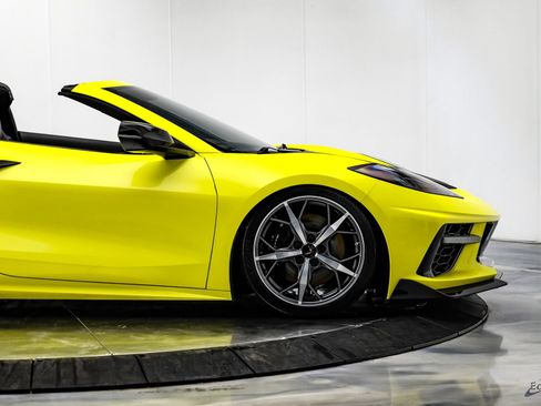 Used 2021 Chevrolet Corvette Stingray Premium Cpe w/ Z51 Performance Package RWD image 26
